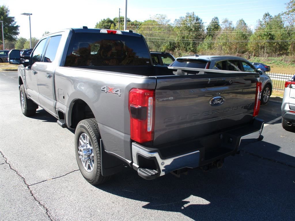 Used 2023 Ford F350 Lariat w/ Lariat Ultimate Package image 3