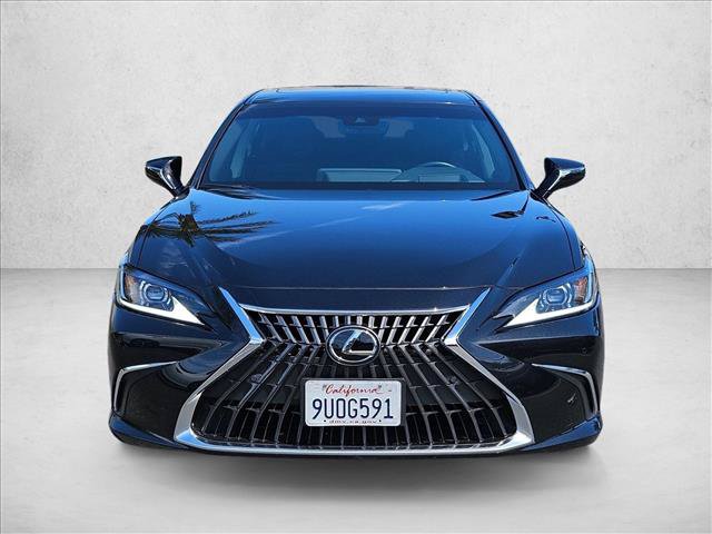 Used 2025 Lexus ES 300h w/ Premium Package FWD image 3