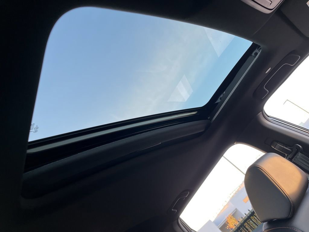 Used 2026 Honda CR-V Sport Touring image 32