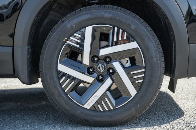 New 2026 Nissan Kicks SV image 15