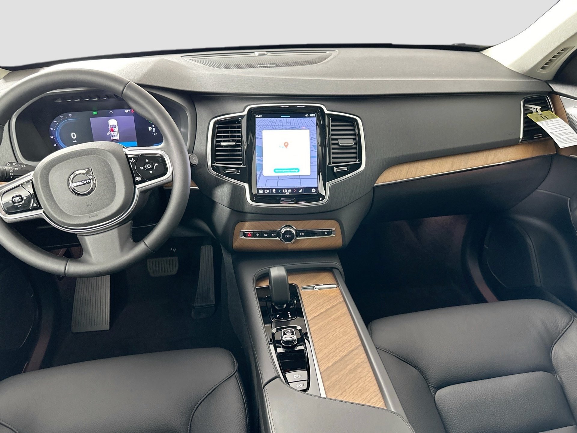 Certified 2025 Volvo XC90 T8 Plus w/ Protection Package Premier AWD/4WD image 19