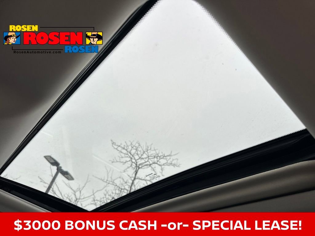 New 2025 Nissan Altima 2.5 SR w/ SR Premium Package image 30