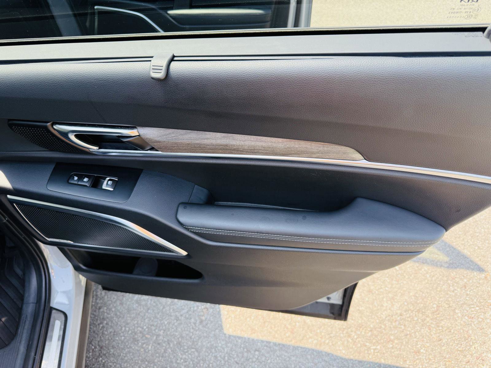 Used 2022 Kia Telluride SX w/ SX Prestige Package image 31