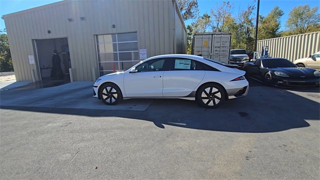 New 2025 Hyundai Ioniq 6 SE image 7
