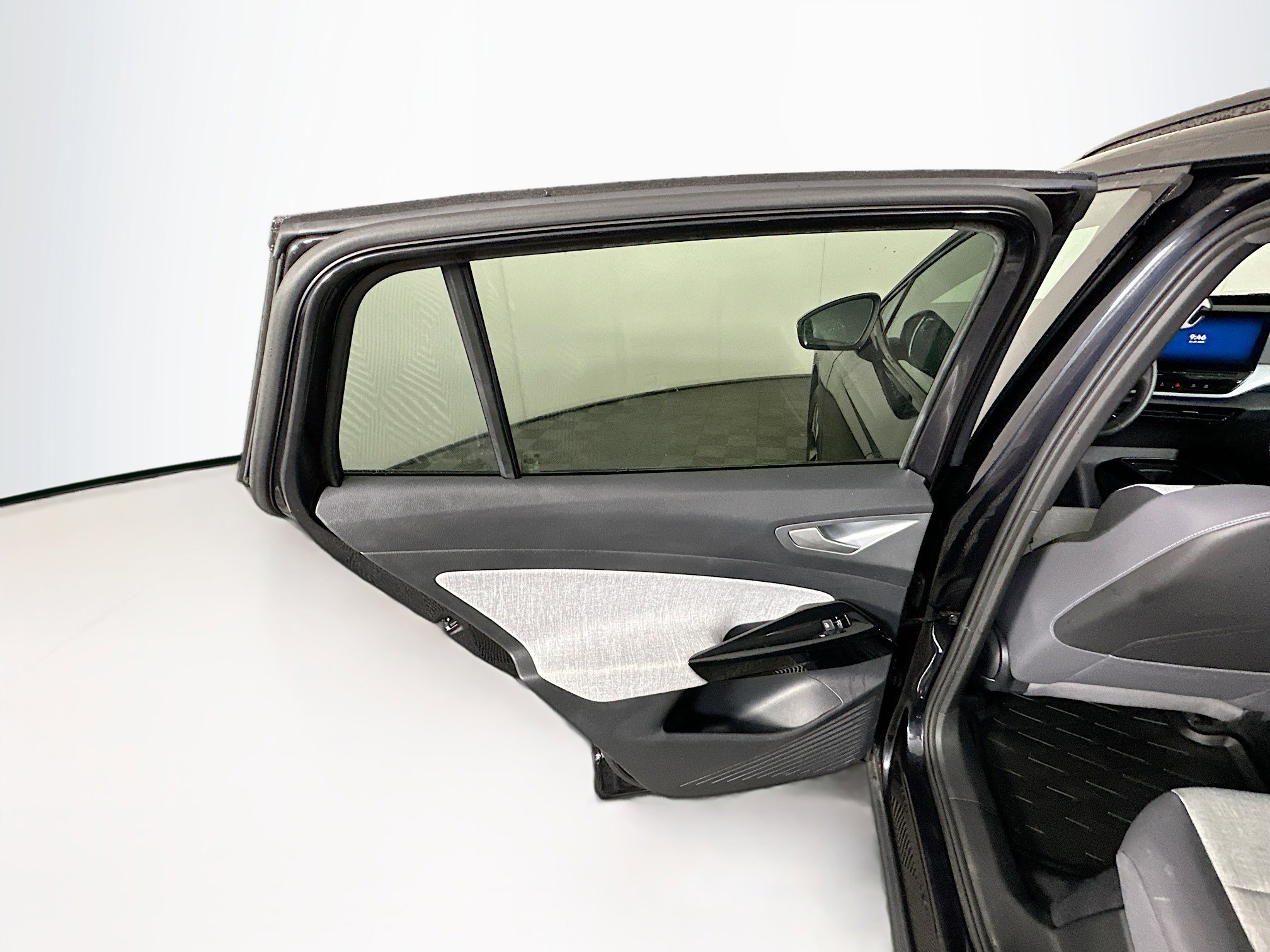 Used 2024 Volkswagen ID.4 2WD image 26