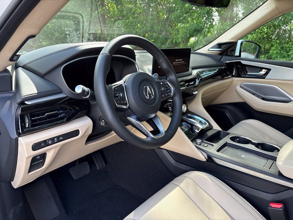 New 2026 Acura MDX w/ Technology Package FWD image 16