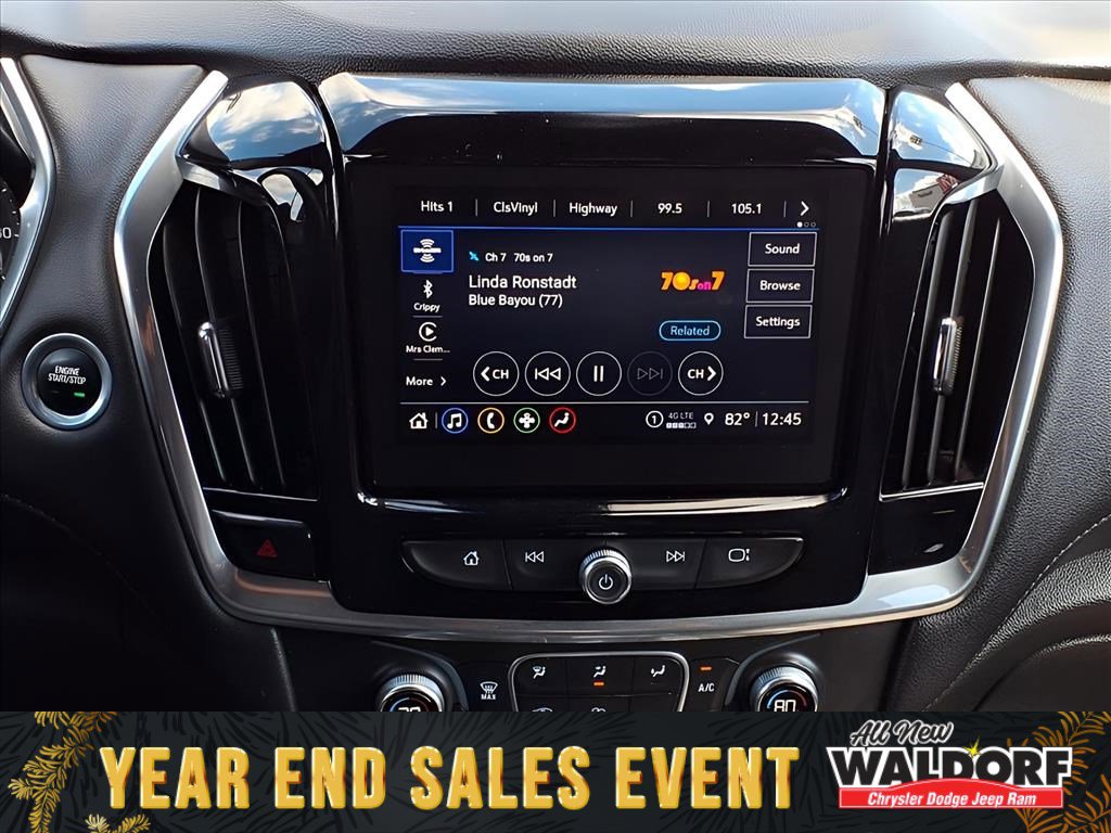 Used 2022 Chevrolet Traverse LT image 14