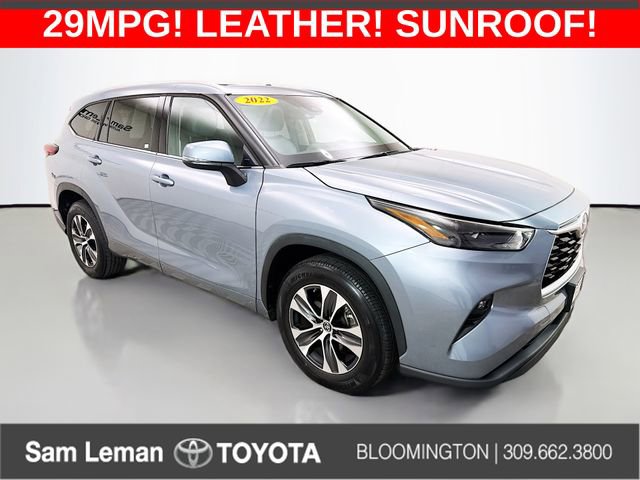 Used 2022 Toyota Highlander XLE image 1