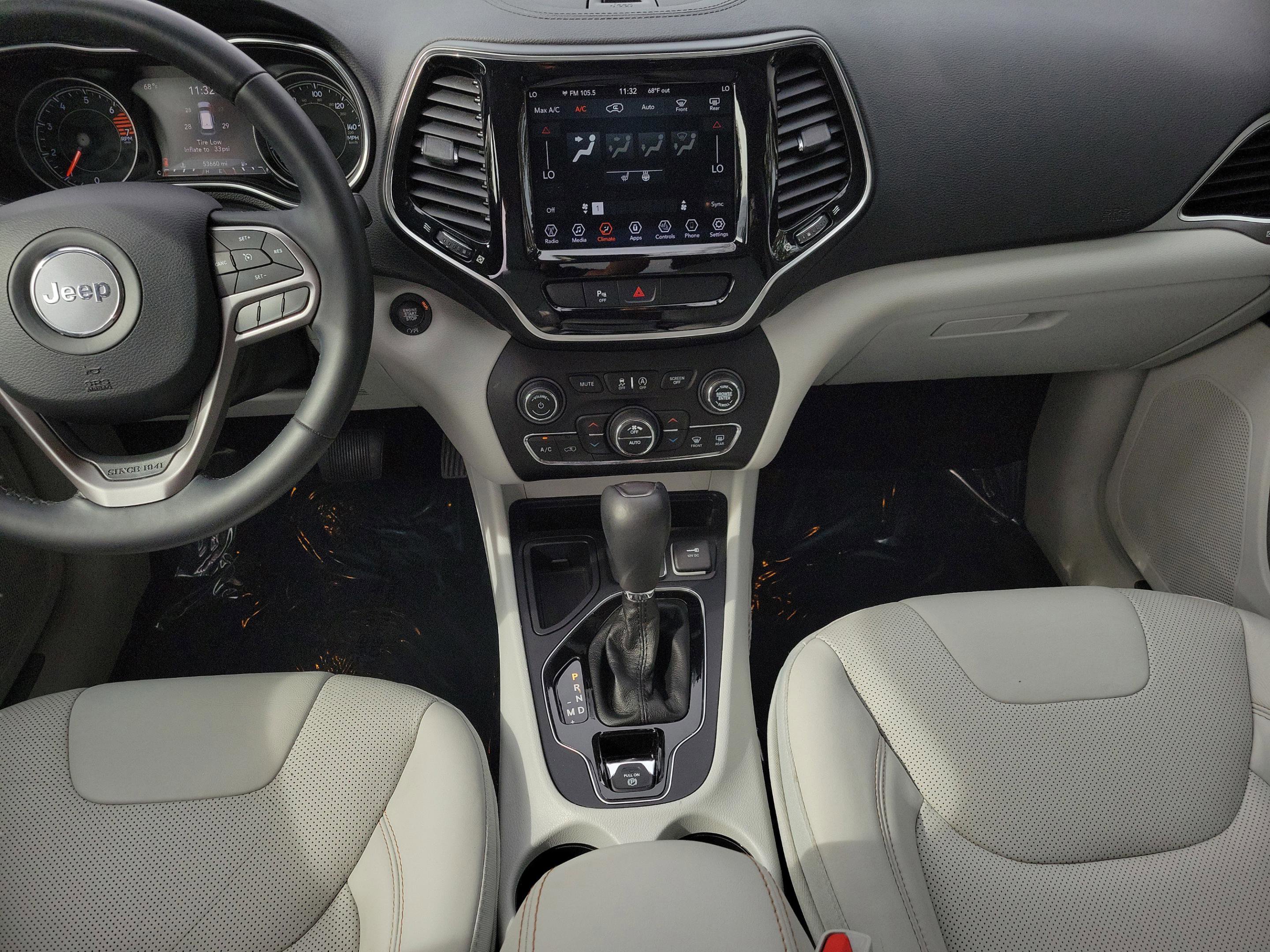 Used 2019 Jeep Cherokee Limited image 11