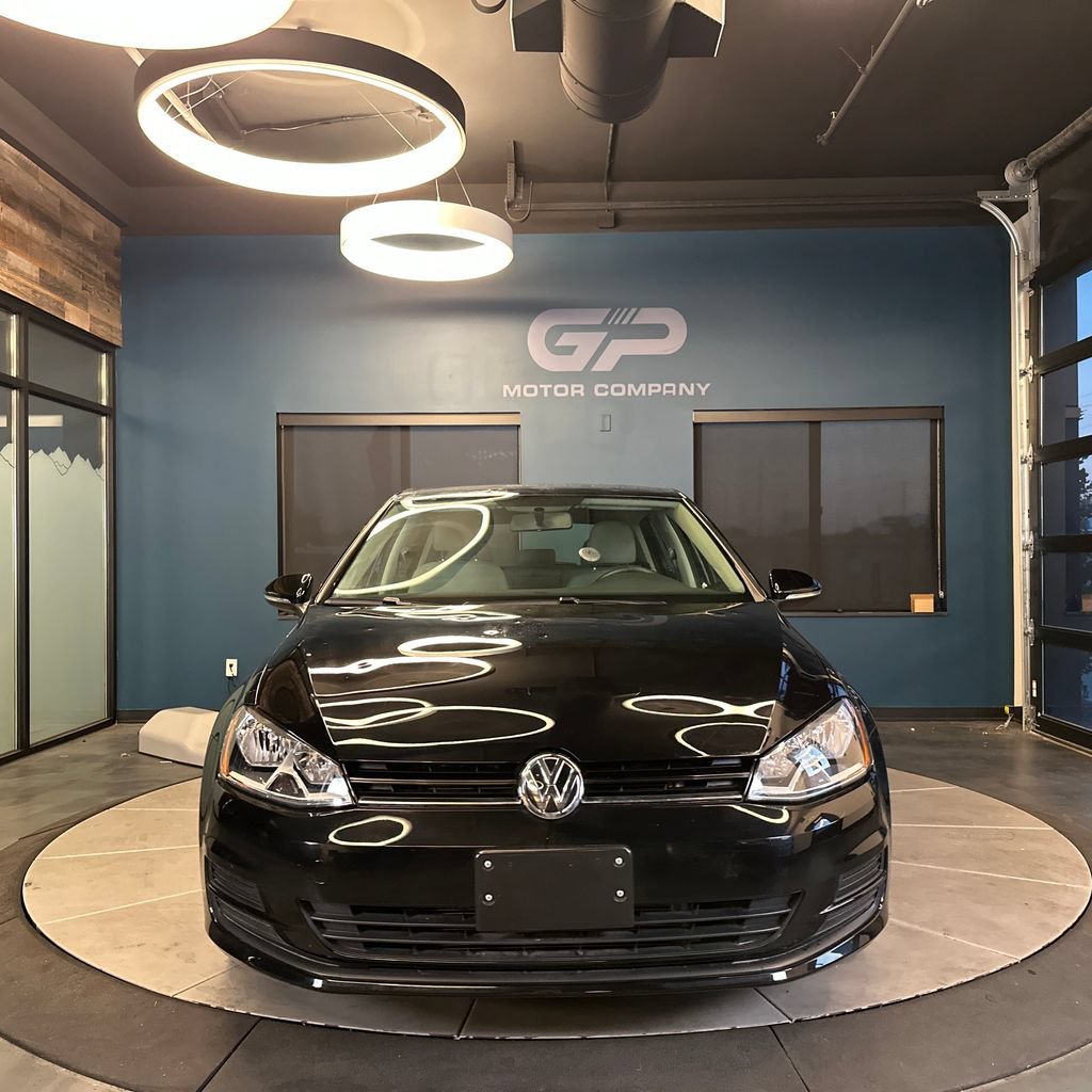 Used 2016 Volkswagen Golf S FWD image 8