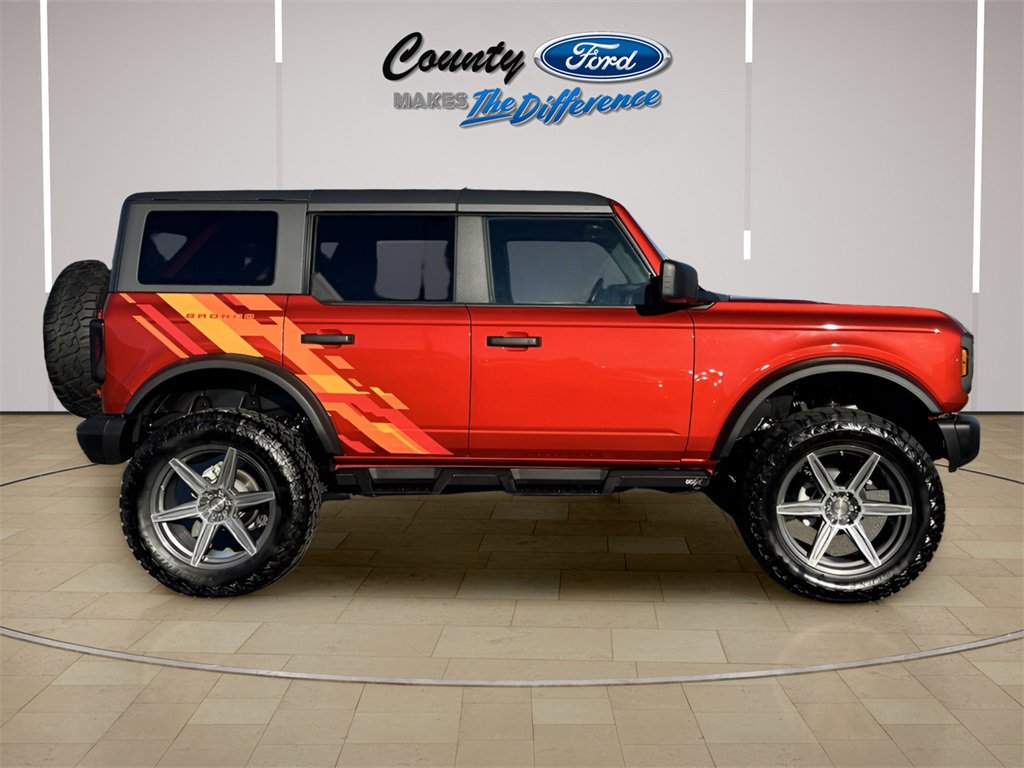 Used 2023 Ford Bronco Black Diamond image 25