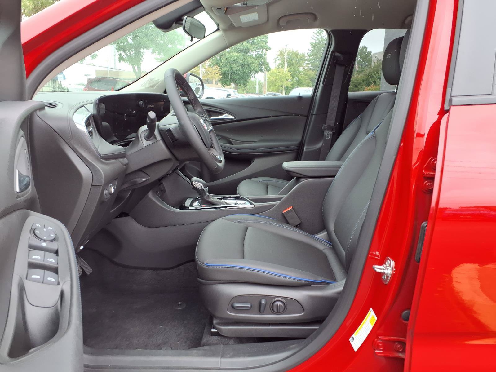 Used 2026 Buick Encore GX Sport Touring w/ Advanced Technology Package FWD image 16