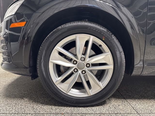 Used 2018 Audi Q3 2.0T Premium Plus w/ Premium Plus Package image 4