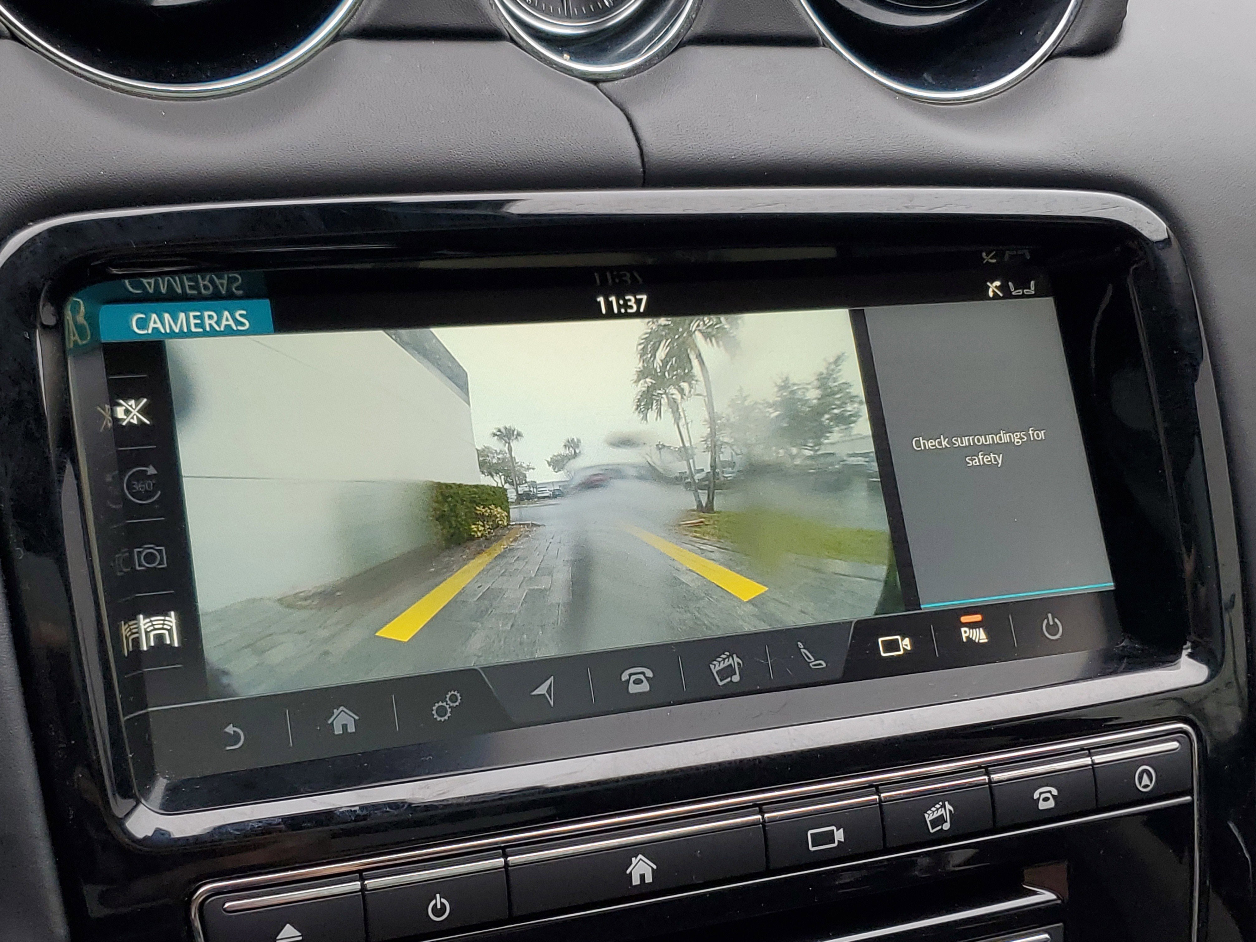 Used 2019 Jaguar XJ L Supercharged image 28