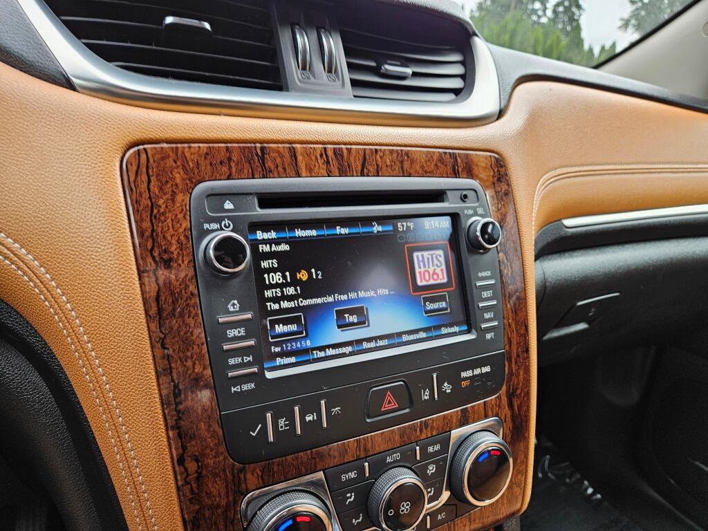 Used 2014 Chevrolet Traverse LTZ AWD/4WD image 25