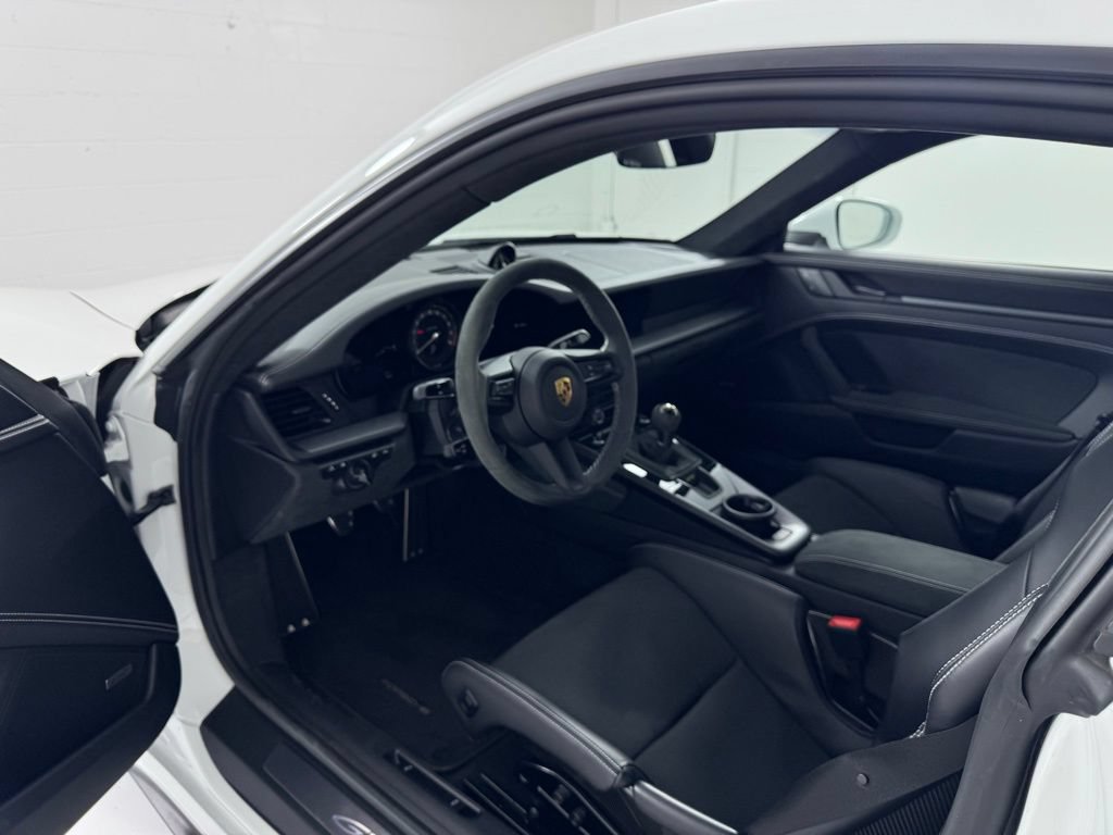 Certified 2022 Porsche 911 GT3 RWD image 16