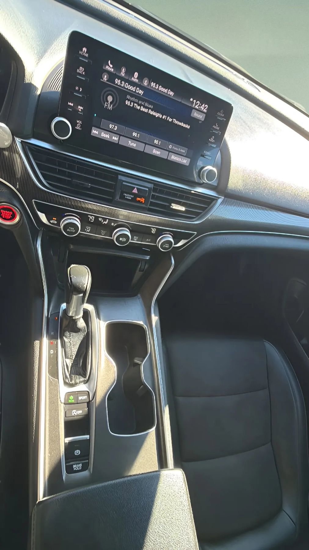 Used 2022 Honda Accord Sport image 45