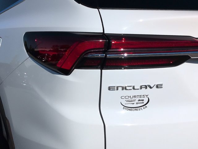 Used 2025 Buick Enclave Preferred FWD image 12