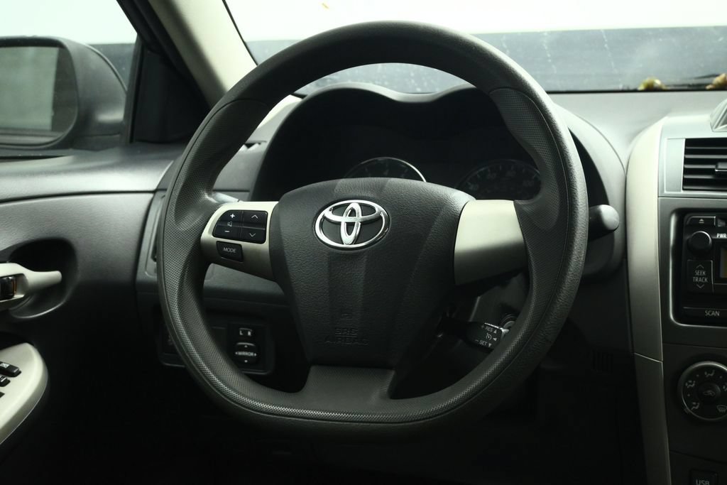 Used 2012 Toyota Corolla S FWD image 40