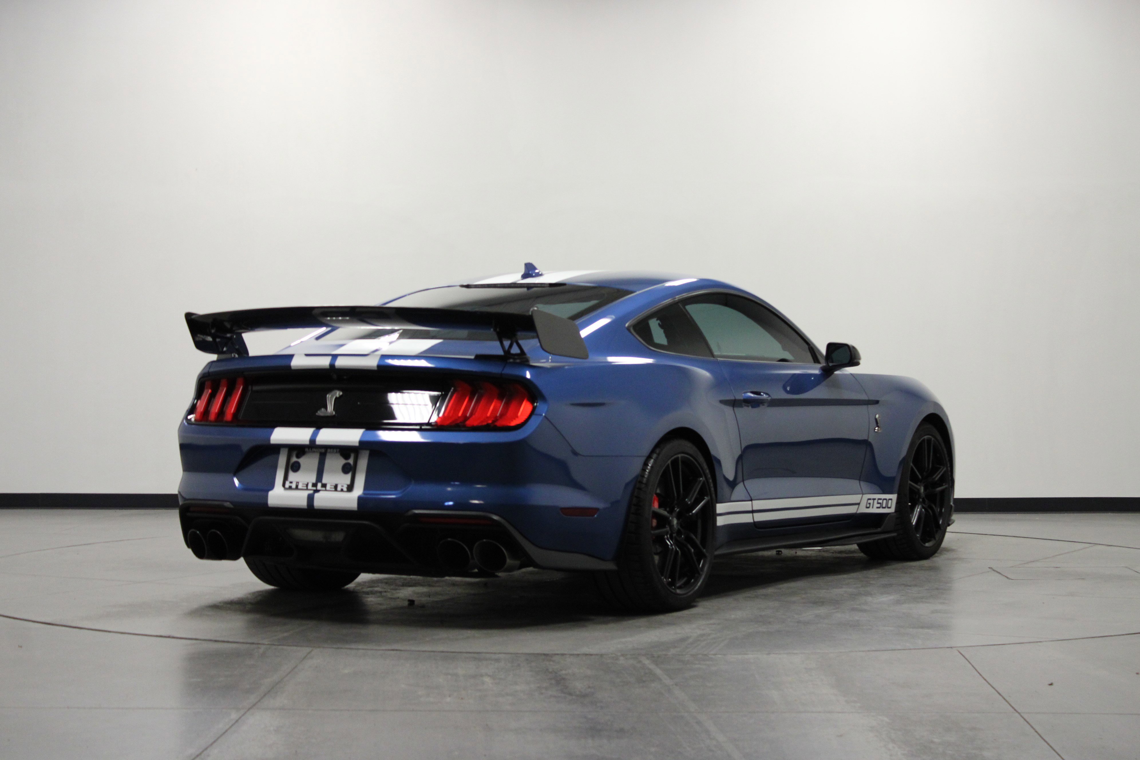 Used 2020 Ford Mustang Shelby GT500 w/ Technology Package image 4