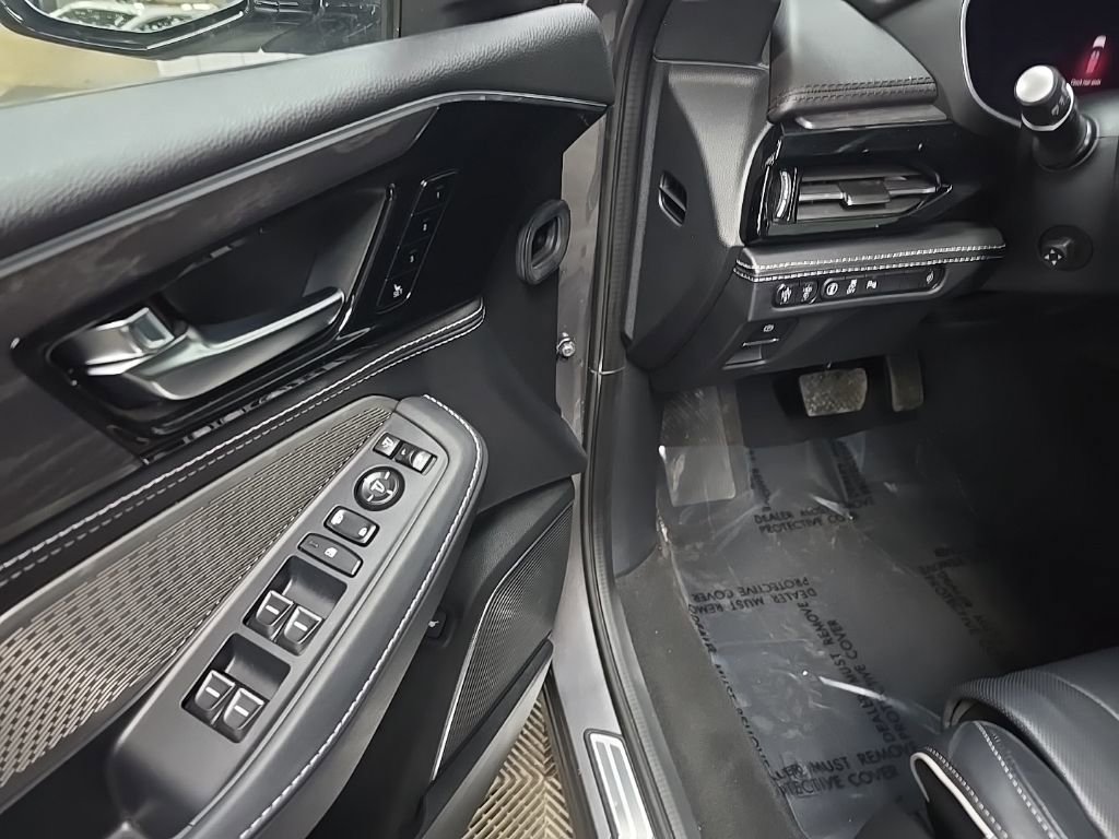 Used 2023 Acura MDX SH-AWD w/ Advance Package image 28