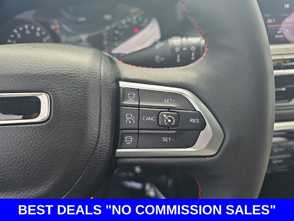 Used 2023 Jeep Compass Trailhawk w/ Sun and Sound Group AWD/4WD image 17