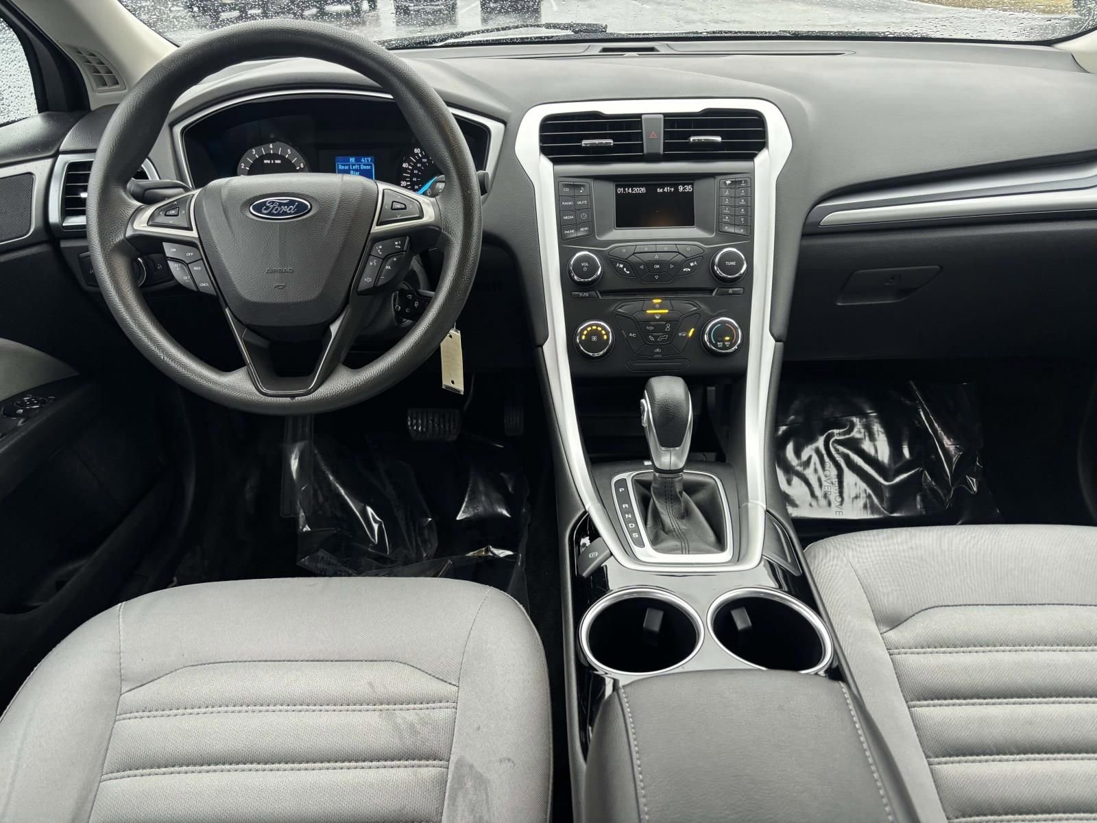 Used 2014 Ford Fusion S image 29