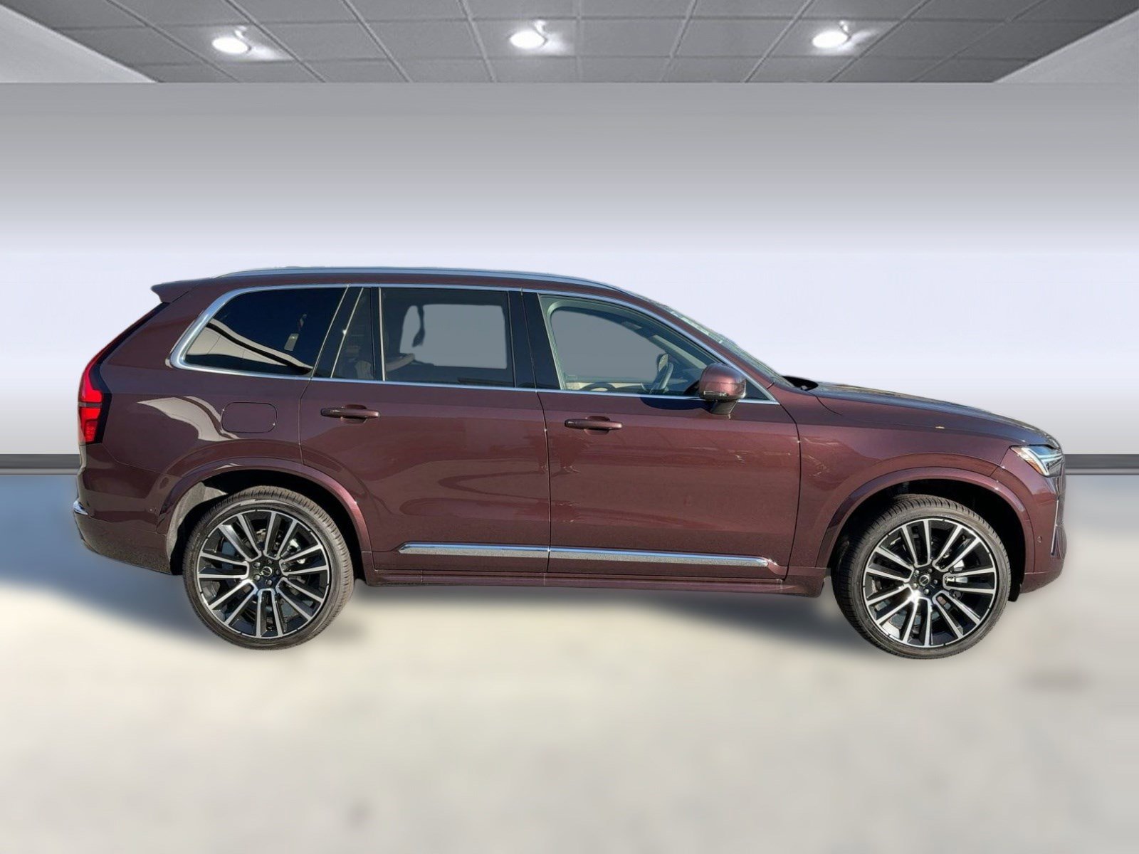 New 2026 Volvo XC90 B5 Plus w/ Protection Package AWD/4WD image 8