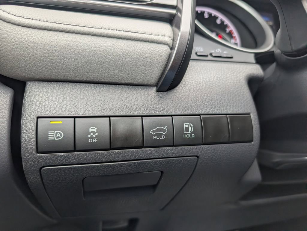 Used 2024 Toyota Camry LE w/ Convenience Package image 23