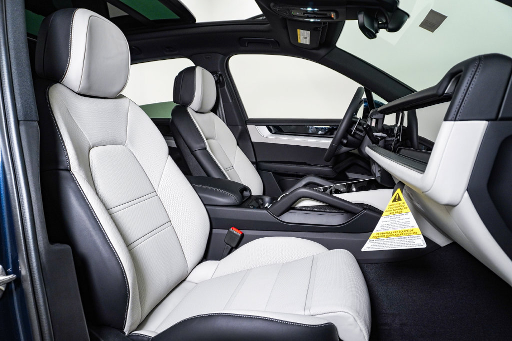 New 2026 Porsche Cayenne S AWD/4WD image 15