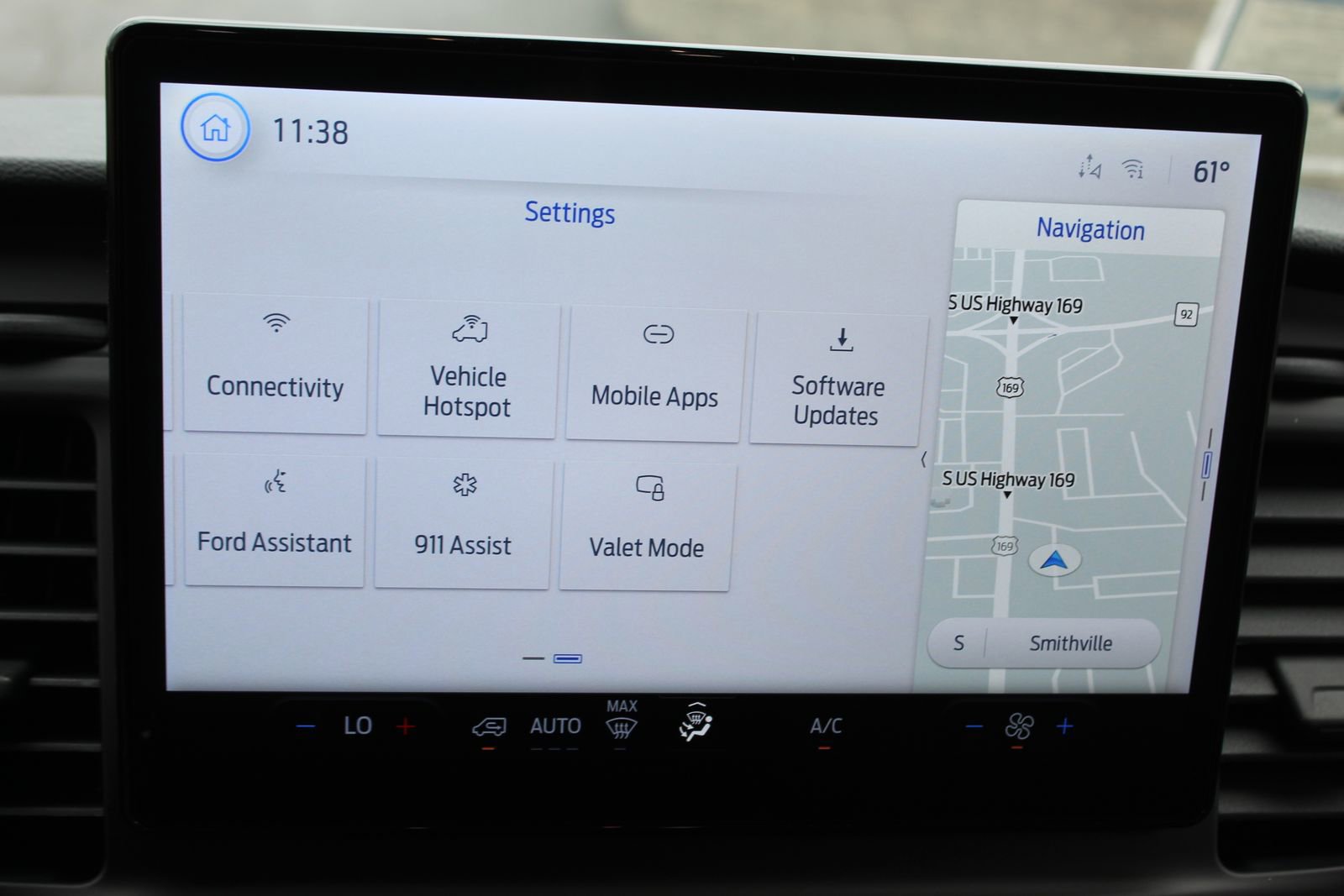 New 2025 Ford Transit 250 148 Medium Roof w/ Load Area Protection Package image 24