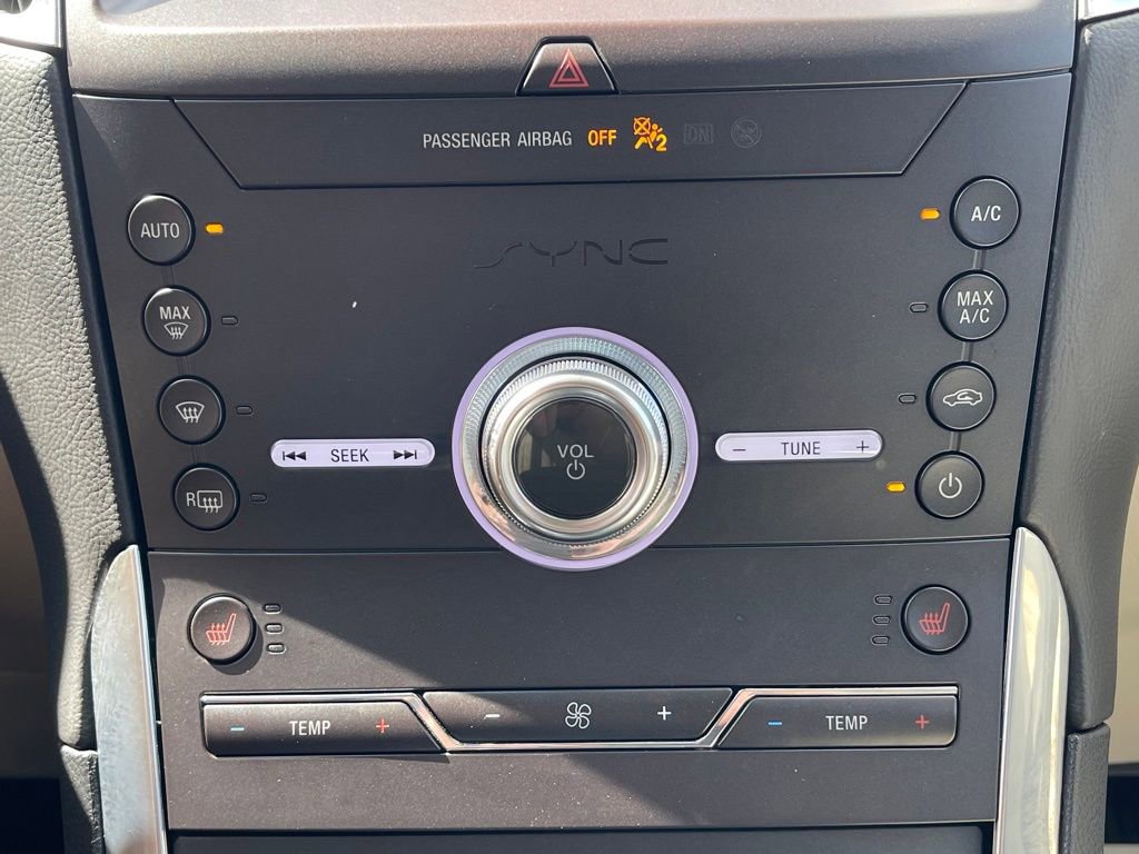 Used 2020 Ford Edge Titanium image 14