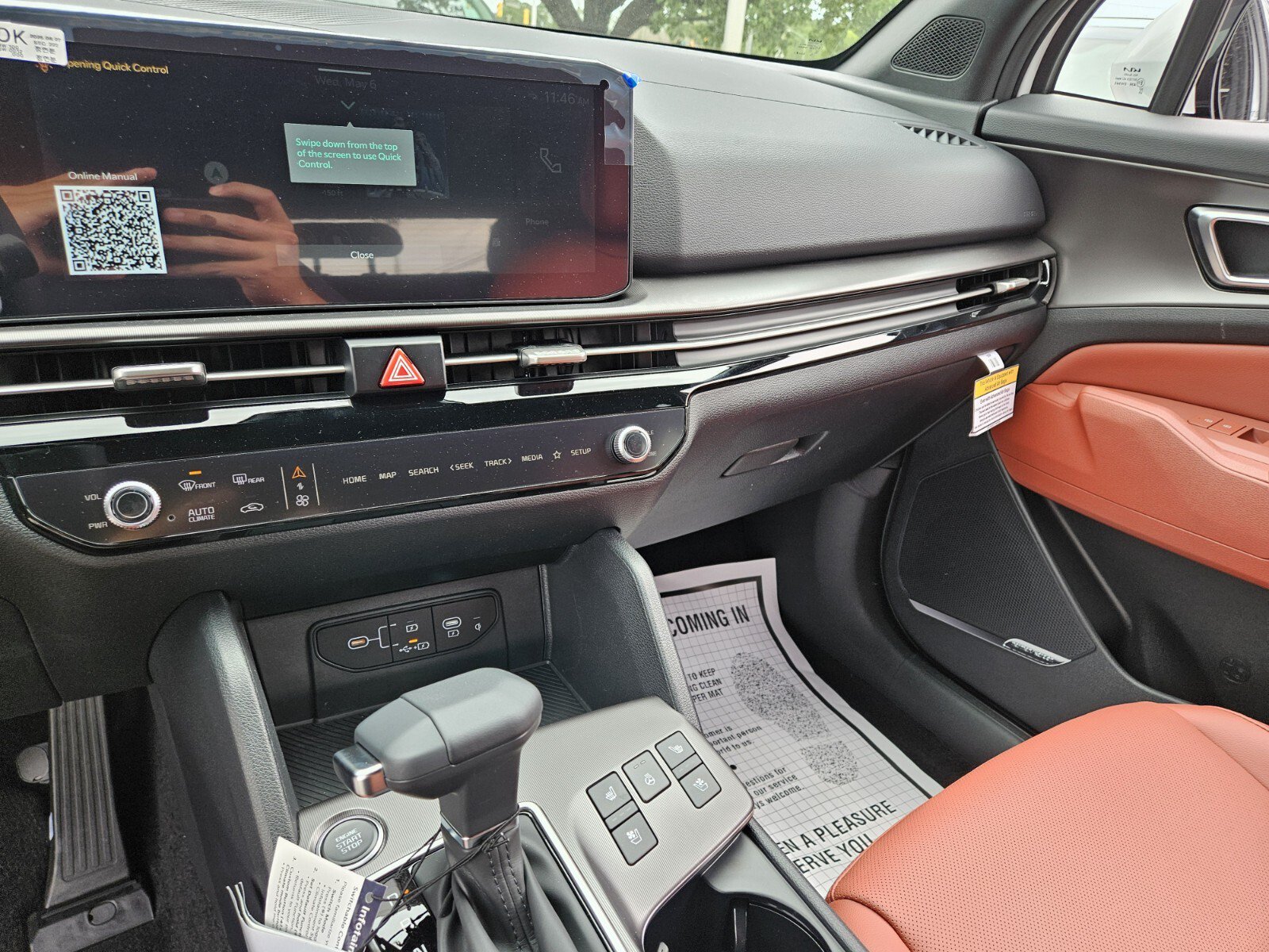 New 2026 Kia Sportage SX FWD image 13