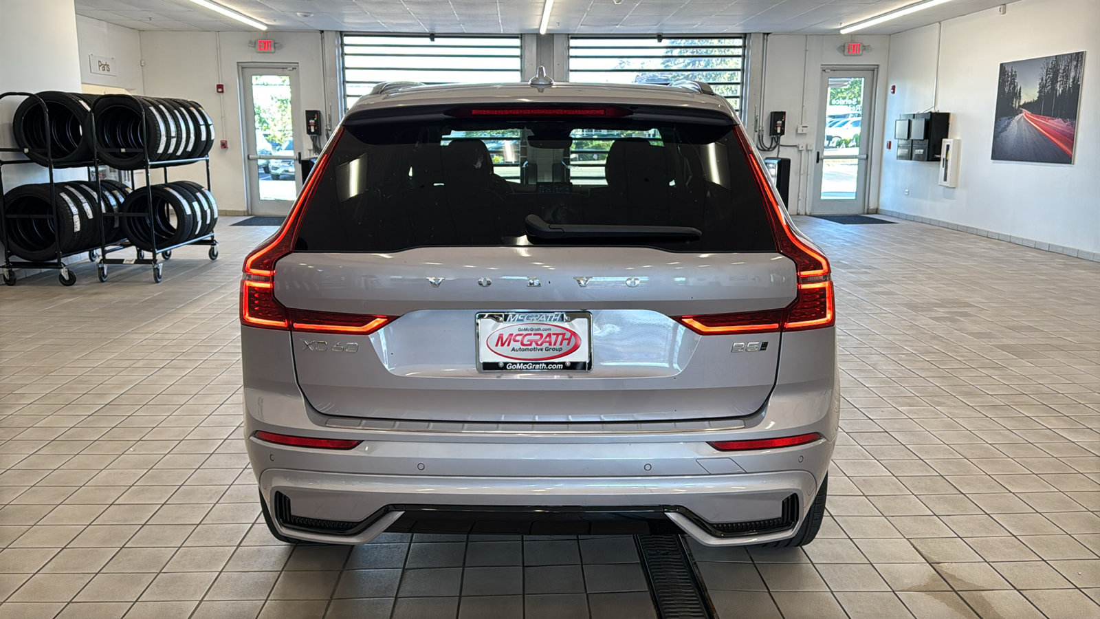 New 2026 Volvo XC60 B5 Plus w/ Protection Package Premier AWD/4WD image 6