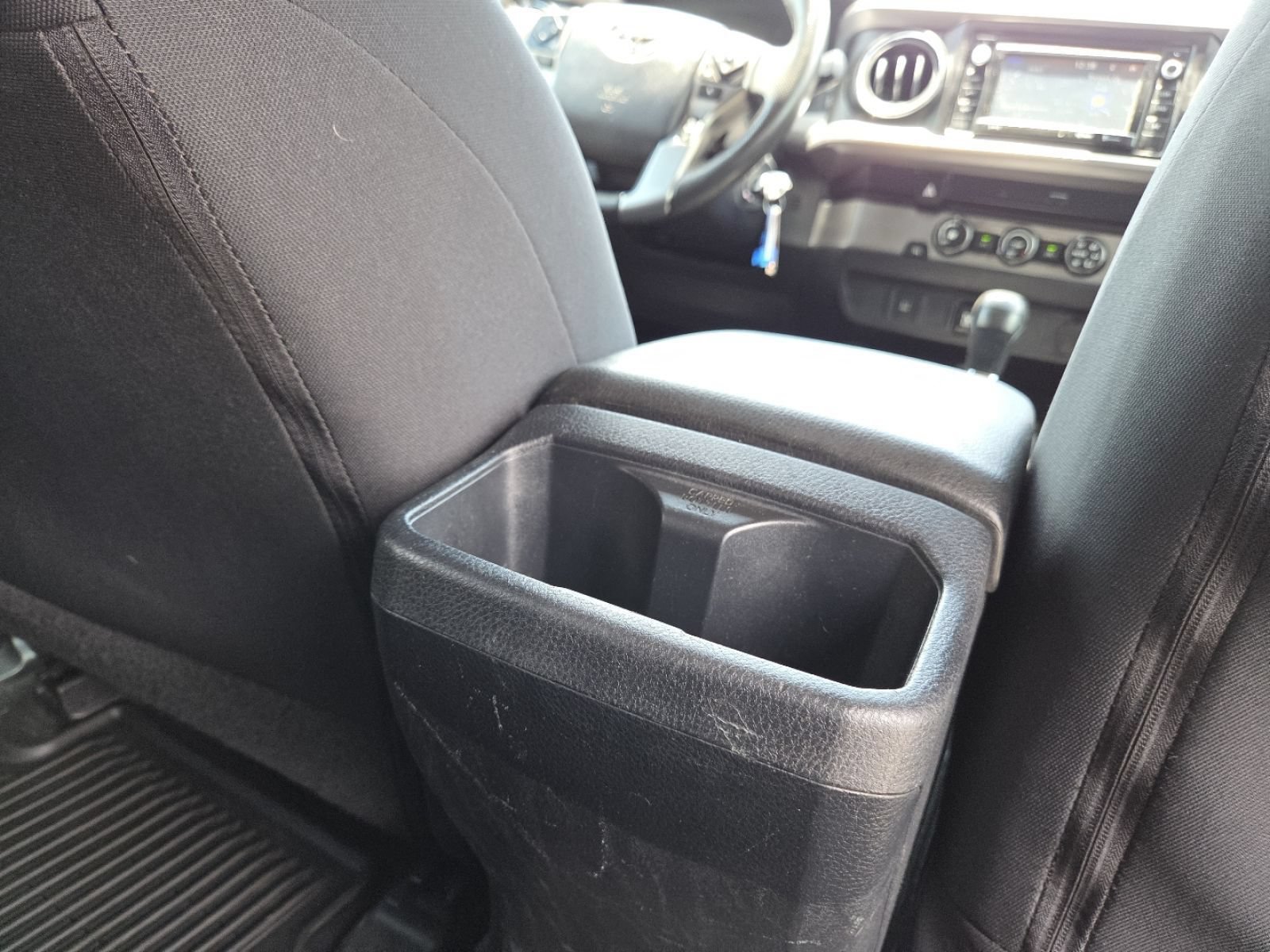 Used 2019 Toyota Tacoma SR5 RWD image 19