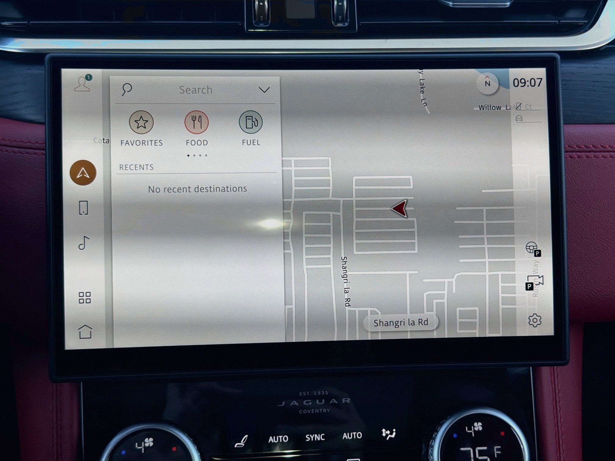 New 2026 Jaguar F-PACE R-Dynamic S AWD/4WD image 33