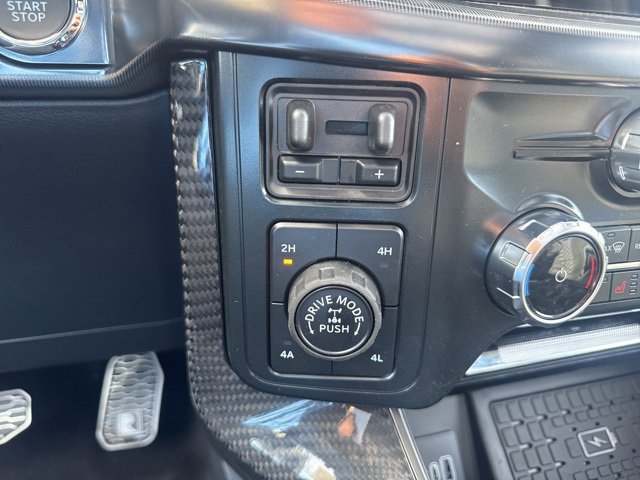 New 2025 Ford F150 Lariat image 40