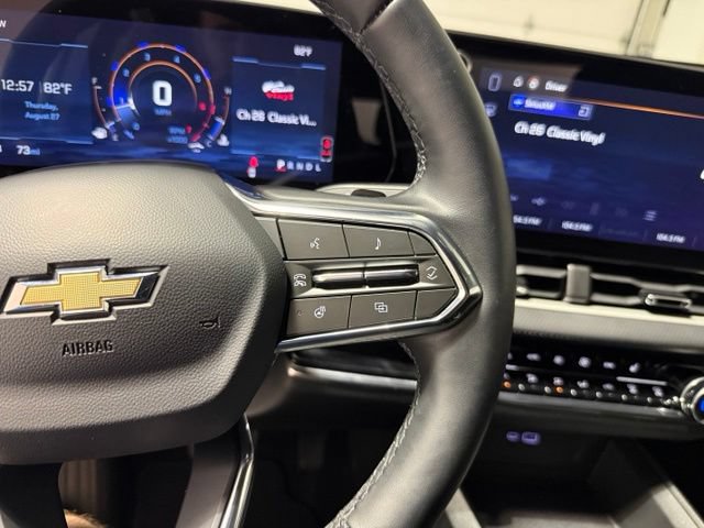 Used 2025 Chevrolet Equinox LT w/ Convenience Package II FWD image 17