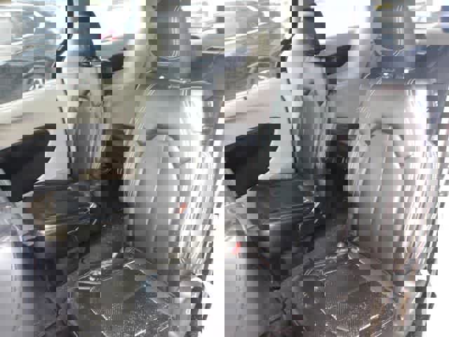 Used 2023 Chrysler Pacifica Touring-L FWD image 6