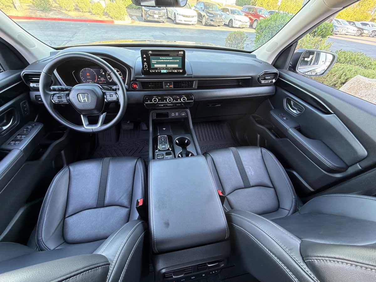 Used 2024 Honda Pilot EX-L image 6