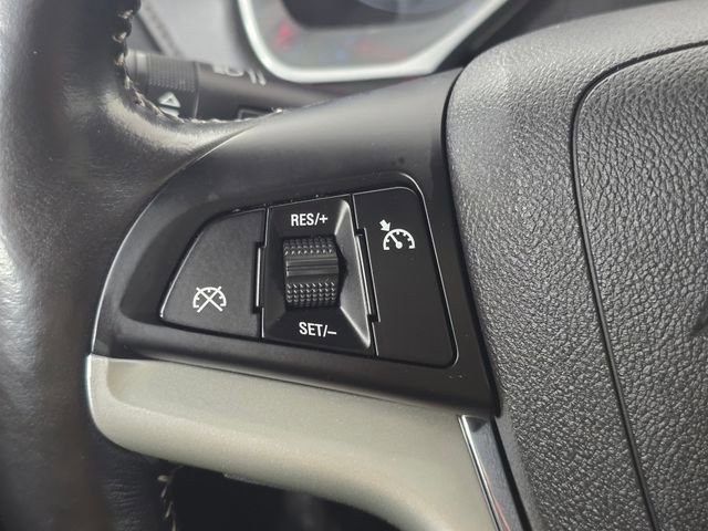 Used 2015 Chevrolet Camaro SS image 30