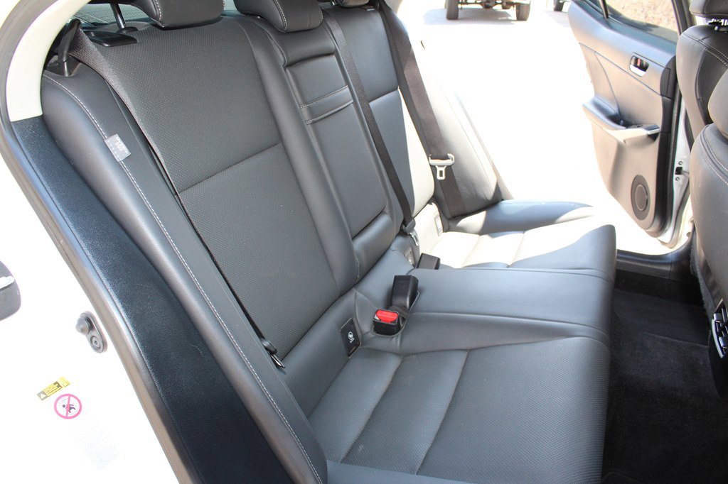 Used 2014 Lexus IS 250 image 28