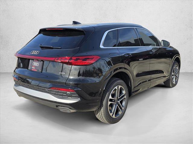 Certified 2025 Audi Q5 Premium w/ Convenience Package AWD/4WD image 5