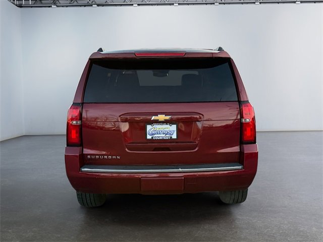 Used 2016 Chevrolet Suburban LTZ image 4