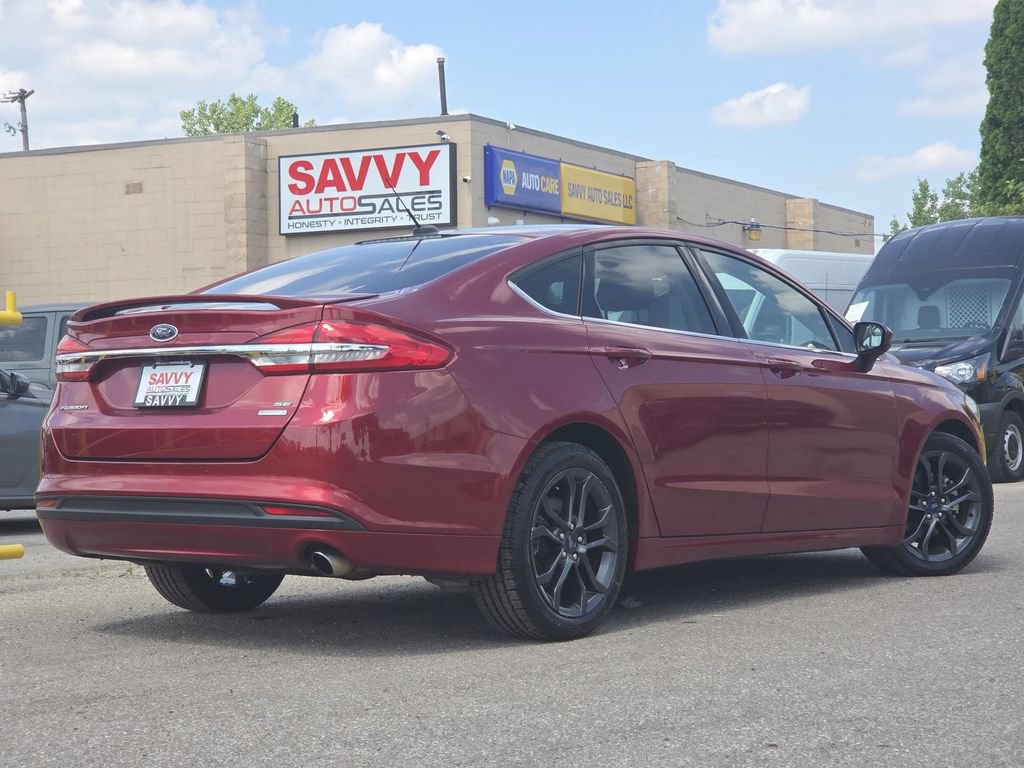 Used 2018 Ford Fusion SE w/ Equipment Group 201A FWD image 14