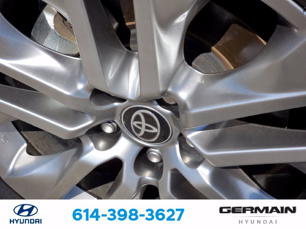 Used 2025 Toyota RAV4 XLE Premium w/ Weather Package AWD/4WD image 13