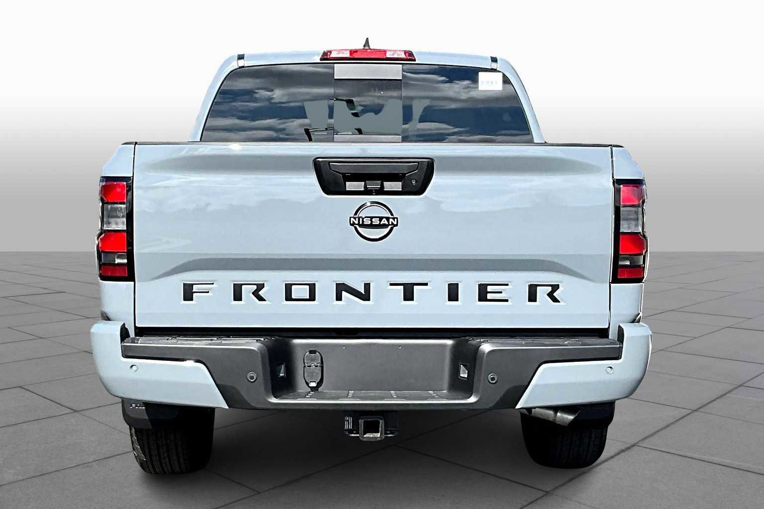 New 2026 Nissan Frontier SV image 4