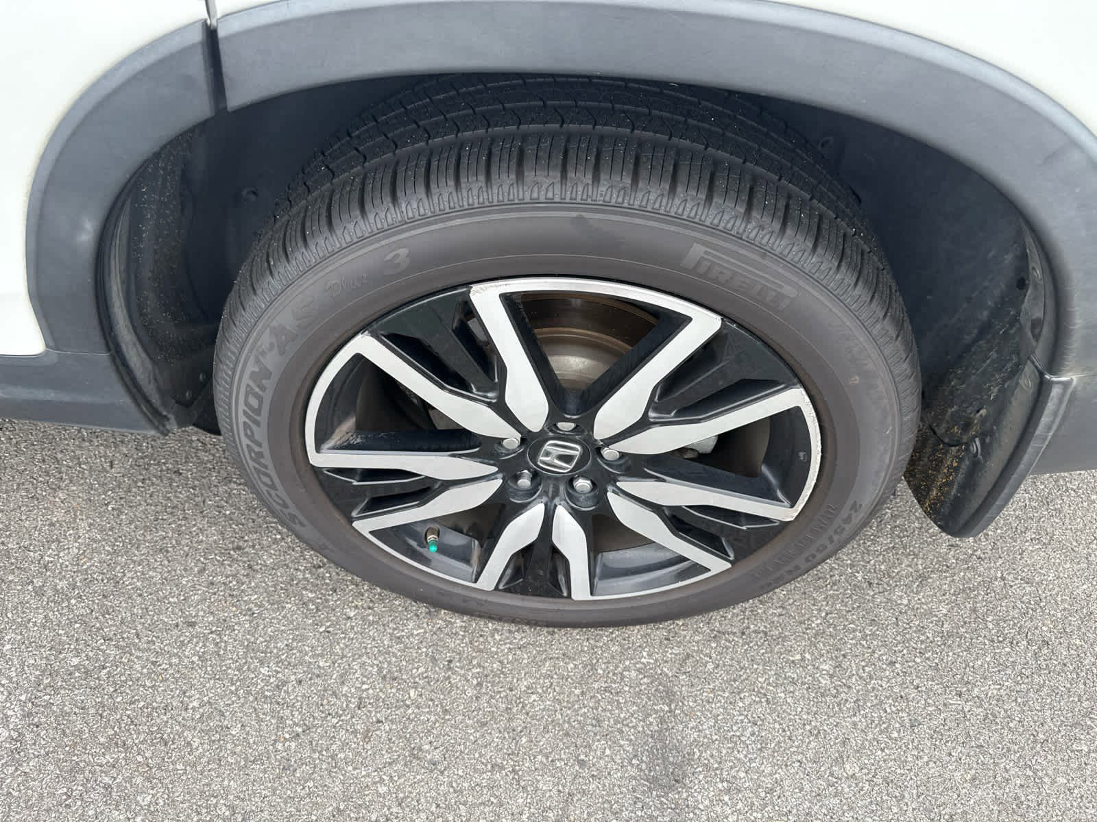 Used 2021 Honda Pilot Touring image 5