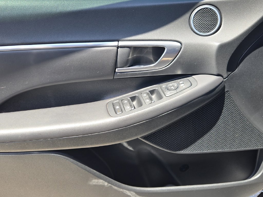 Certified 2023 Hyundai Sonata SEL w/ Convenience Package FWD image 28