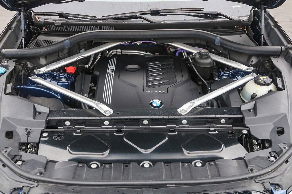 Certified 2022 BMW X6 xDrive40i w/ Executive Package image 30